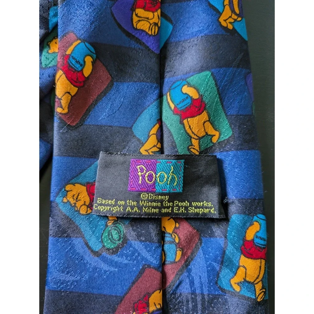 Vintage Disney Winnie The Pooh Sitting All Over Design‎ Tie Necktie 60
